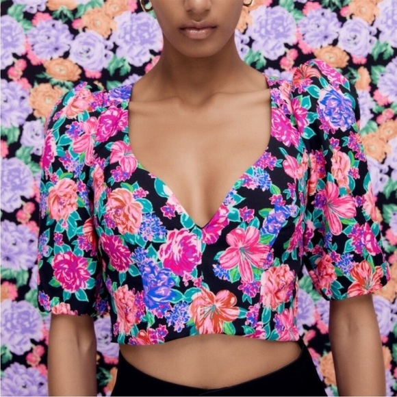 Zara Tops - Zara Floral Crop Top NWT
